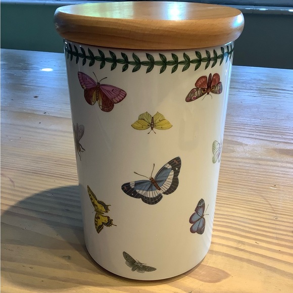 Portmeirion 8 1/2” Butterfly Canister w/ Cover - Picture 2 of 8